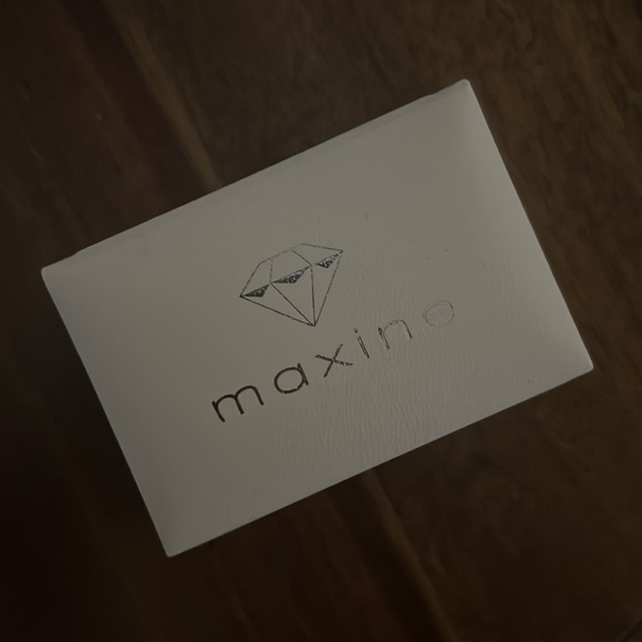 NIB Maxine Jewelry Travel Wedding Set 4.5 - Picture 6 of 12